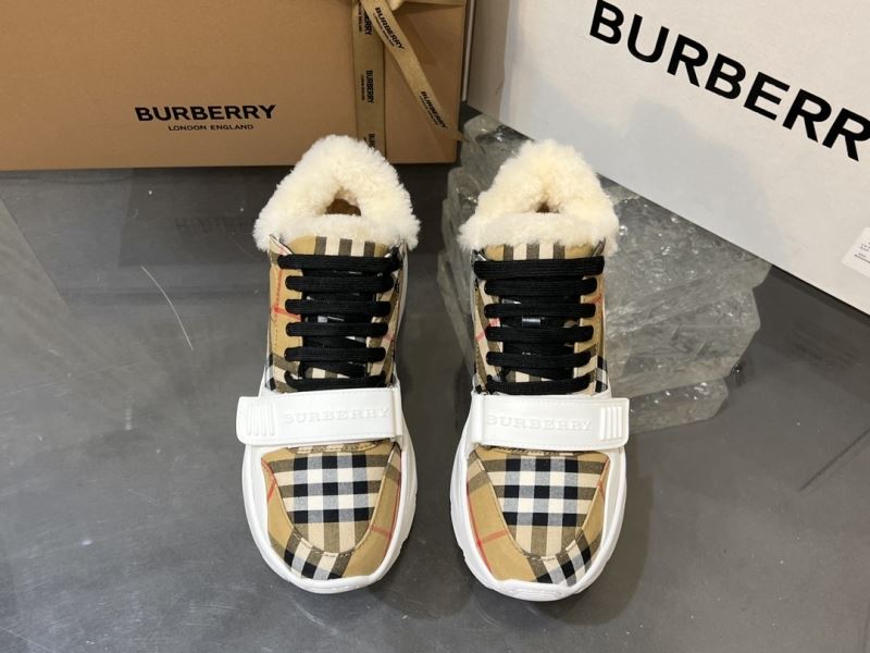 Burberry Low Shoes